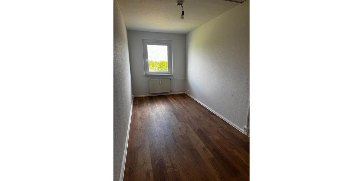 Etagenwohnung Bad Sulza - 3 Zimmer, 73 m&sup2;, 438&euro; | Angebot:26648795