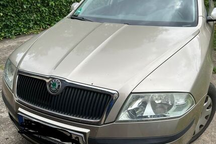 Skoda Octavia 194.000 km 2.800 &euro; Naumburg 06618
