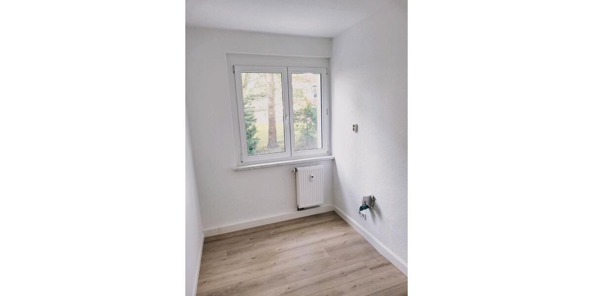 Etagenwohnung Osterfeld - 3 Zimmer, 58 m&sup2;, 345&euro; | Angebot:10859495
