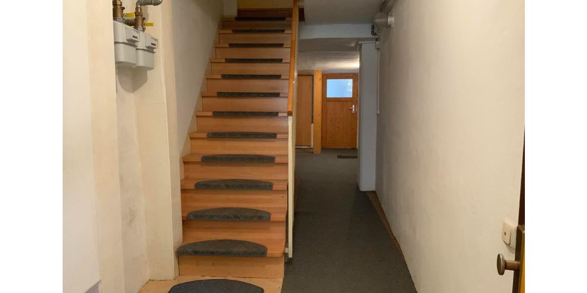 Reihenhaus Pößneck - 9 Zimmer, 170 m&sup2;, 75.000&euro; | Angebot:22459623