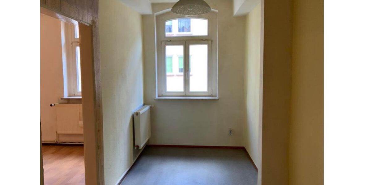 Reihenhaus Pößneck - 9 Zimmer, 170 m&sup2;, 75.000&euro; | Angebot:22459623