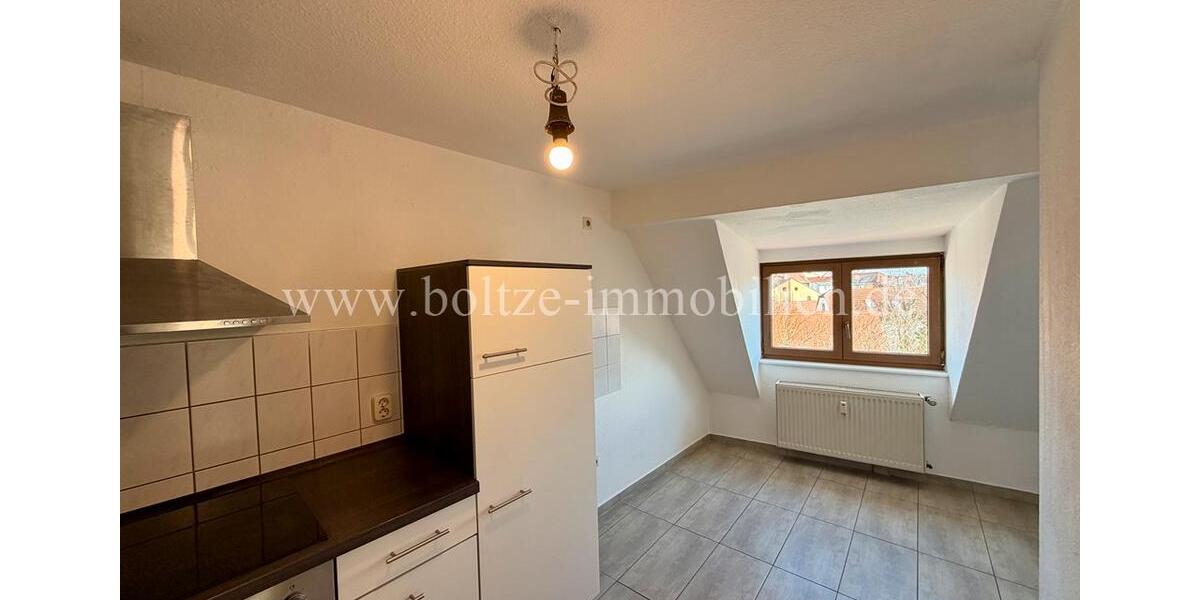 Dachgeschoßwohnung Naumburg (Saale) - 3 Zimmer, 100 m&sup2;, 580&euro; | Angebot:25719584