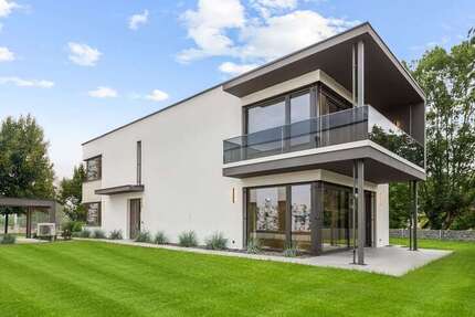 Haus Jena Zwätzen - 7 Zimmer, 233 m&sup2;, 1.380.000&euro; | Angebot:22447813