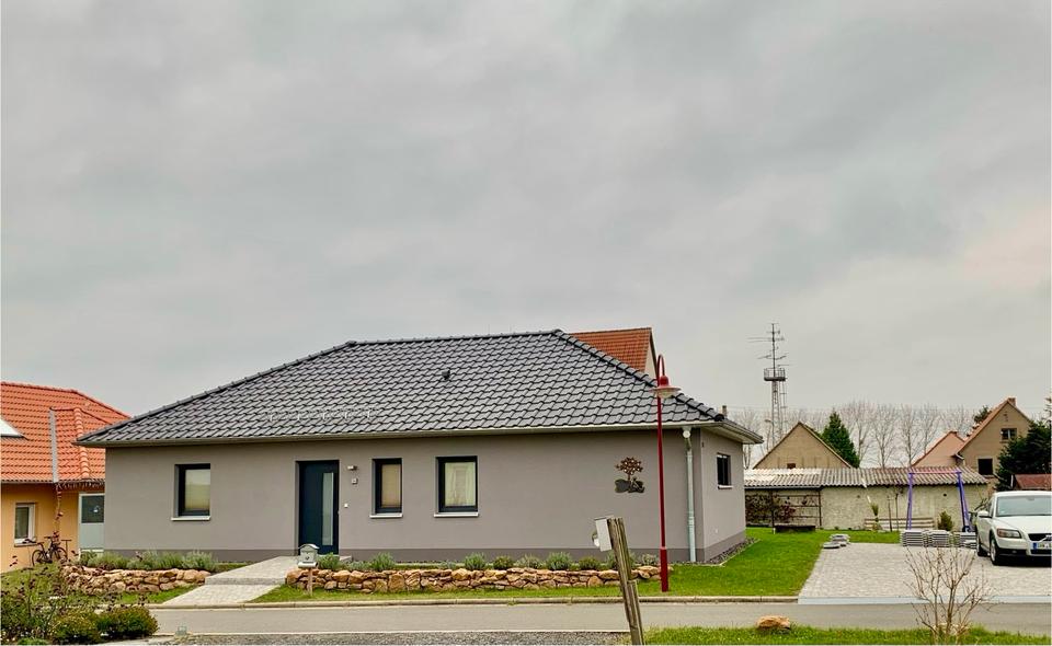 Bungalow Stadtroda - 4 Zimmer, 124 m&sup2;, 267.000&euro; | Angebot:27233316