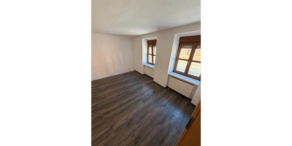 Mehrfamilienhaus, Wohnhaus Rastenberg - 7 Zimmer, 180 m&sup2;, 220.000&euro; | Angebot:26723964