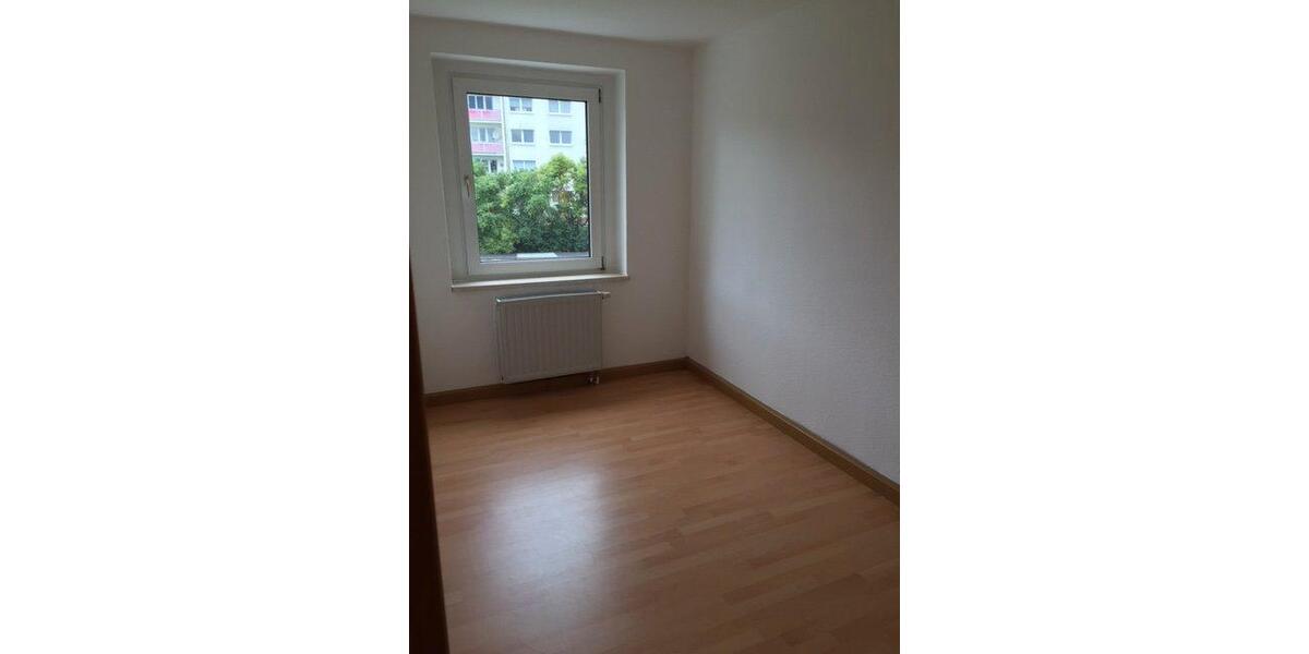 Etagenwohnung Münchenbernsdorf - 3 Zimmer, 59 m&sup2;, 308&euro; | Angebot:23552217