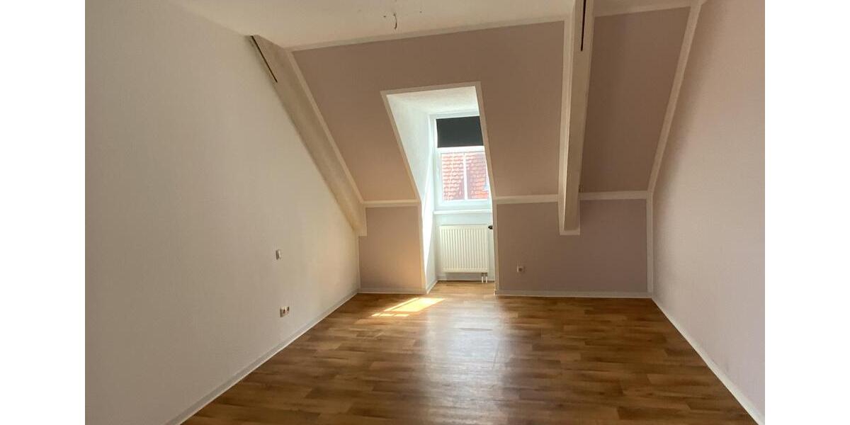 Maisonettenwohnung Neustadt an der Orla - 3.5 Zimmer, 135 m&sup2;, 575&euro; | Angebot:17105471