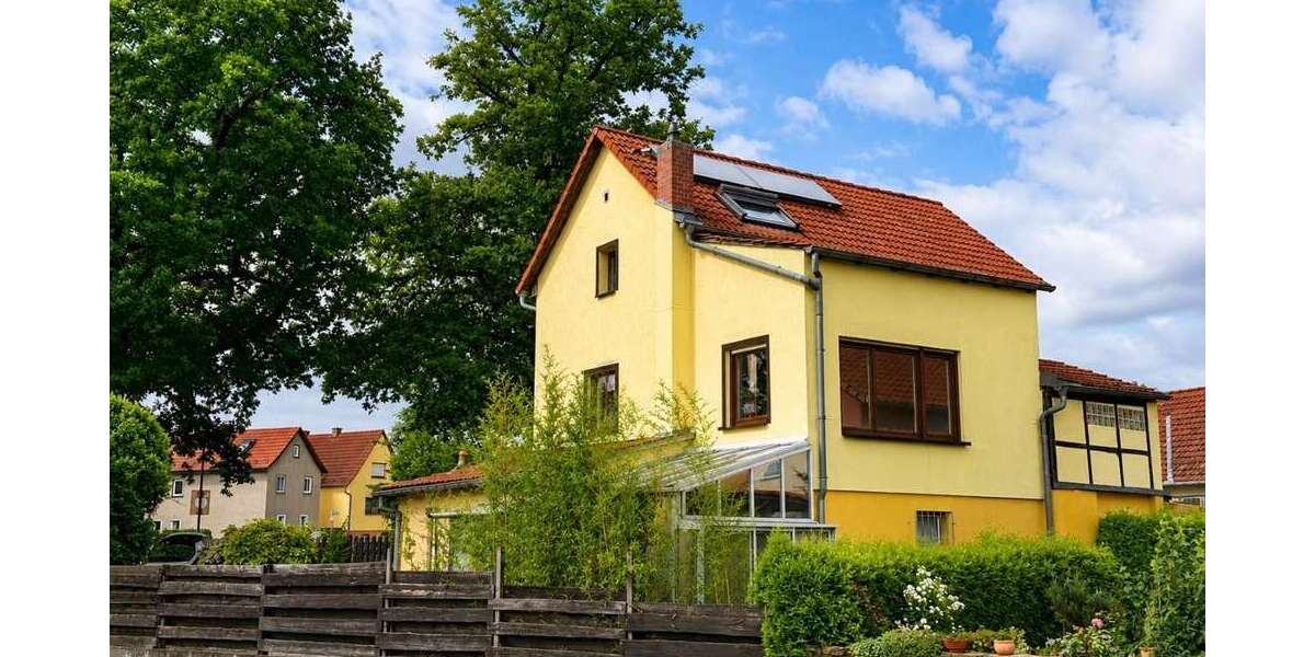Sofort beziehbares Einfamilienhaus mit Wintergarten in Schöner Wohnlage - Einfamilienhaus Oppurg | Angebot:27301721