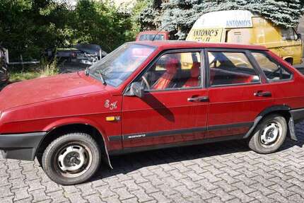 Lada Samara 58.298 km 1.950 &euro; Heideland OT Etzdorf 07613