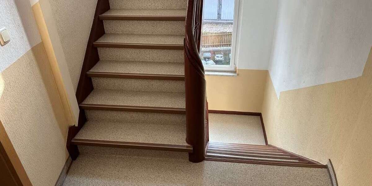 7-Familienhaus mit hoher Mietrendite - Mehrfamilienhaus, Wohnhaus Pößneck | Angebot:25999011
