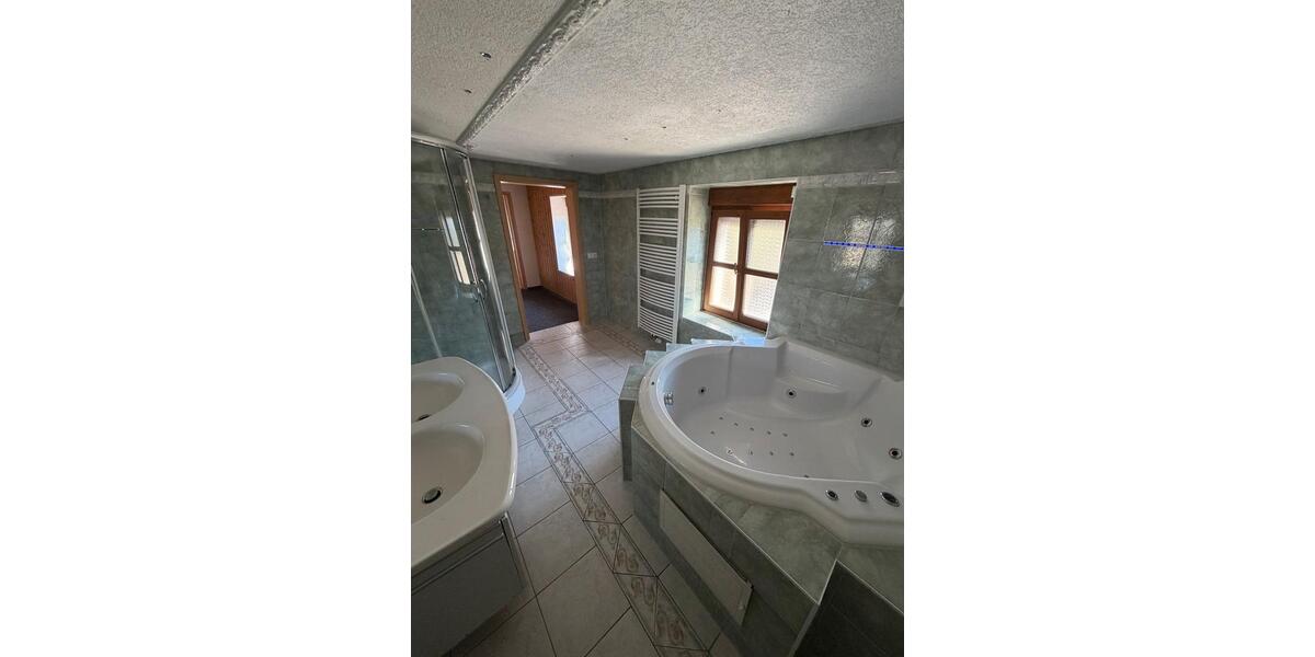 Mehrfamilienhaus, Wohnhaus Rastenberg - 7 Zimmer, 180 m&sup2;, 220.000&euro; | Angebot:26723964