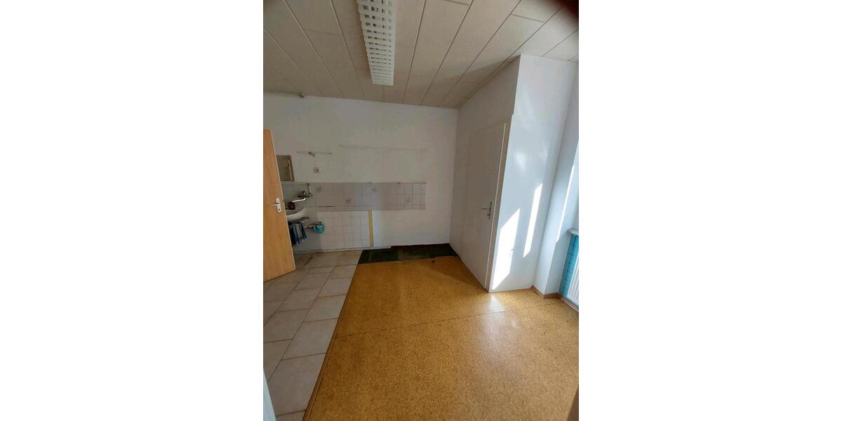 Reihenhaus Pößneck - 6 Zimmer, 112 m&sup2;, 92.000&euro; | Angebot:26656233