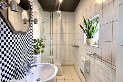 Wohnung Naumburg - 9 Zimmer, 321 m&sup2;, 250.000&euro; | Angebot:27390298