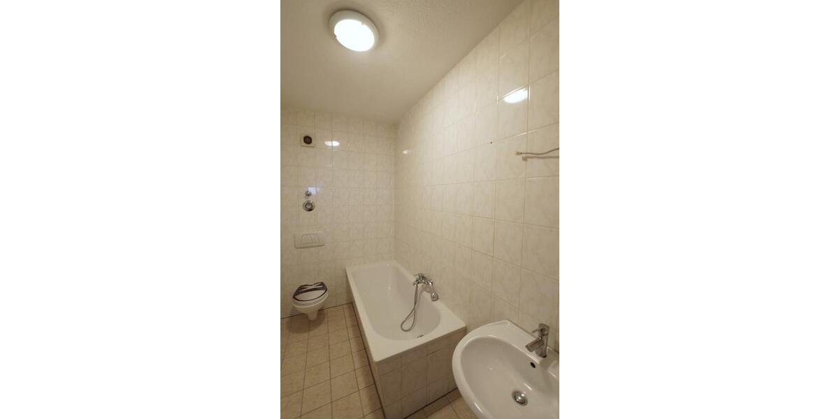 Etagenwohnung Pößneck - 4 Zimmer, 85 m&sup2;, 550&euro; | Angebot:26249701