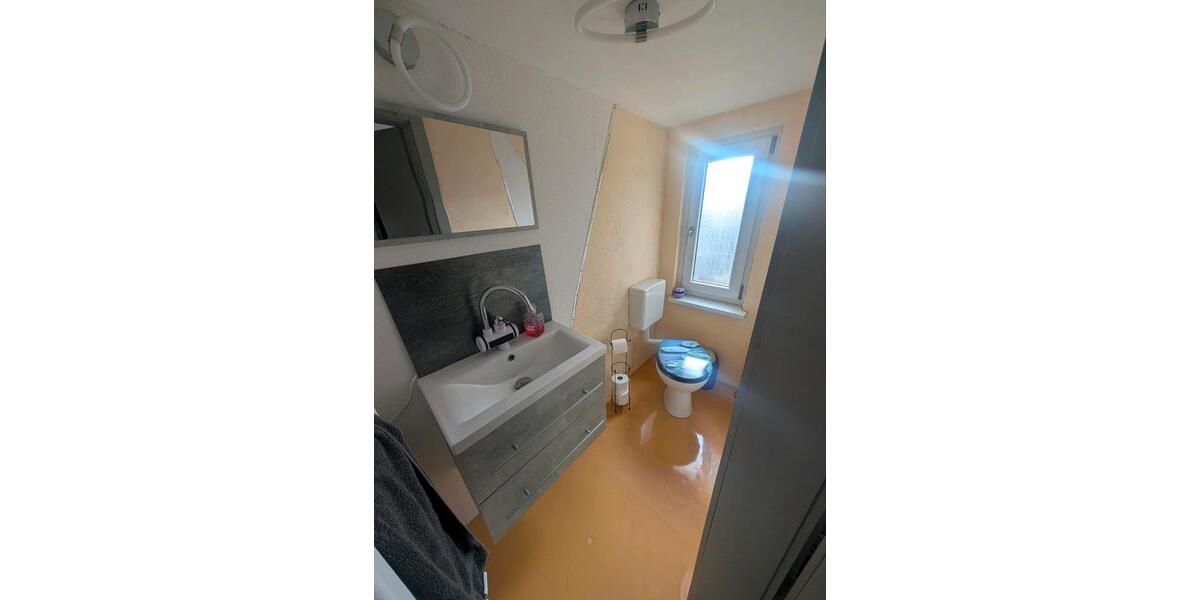 Einfamilienhaus Am Ettersberg - 6 Zimmer, 130 m&sup2;, 125.000&euro; | Angebot:27415835