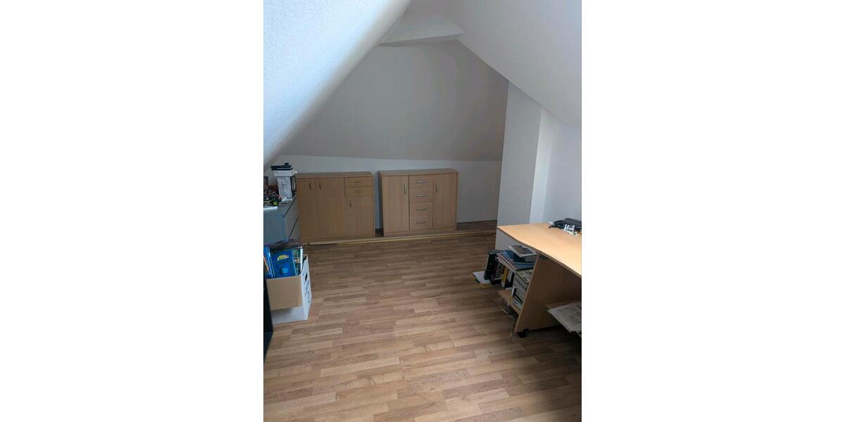 Einfamilienhaus Am Ettersberg - 6 Zimmer, 130 m&sup2;, 125.000&euro; | Angebot:27415835