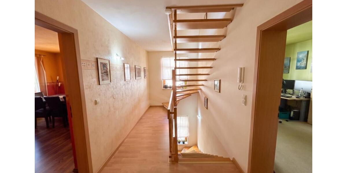 Einfamilienhaus Jena - 6 Zimmer, 186 m&sup2;, 455.000&euro; | Angebot:27482545