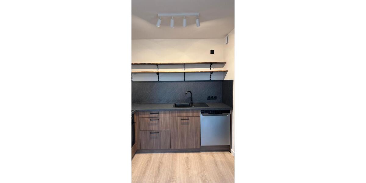 Etagenwohnung Ranis - 2 Zimmer, 61 m&sup2;, 95.000&euro; | Angebot:27416501