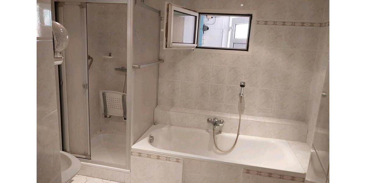 Reihenhaus Pößneck - 6 Zimmer, 112 m&sup2;, 92.000&euro; | Angebot:26656233
