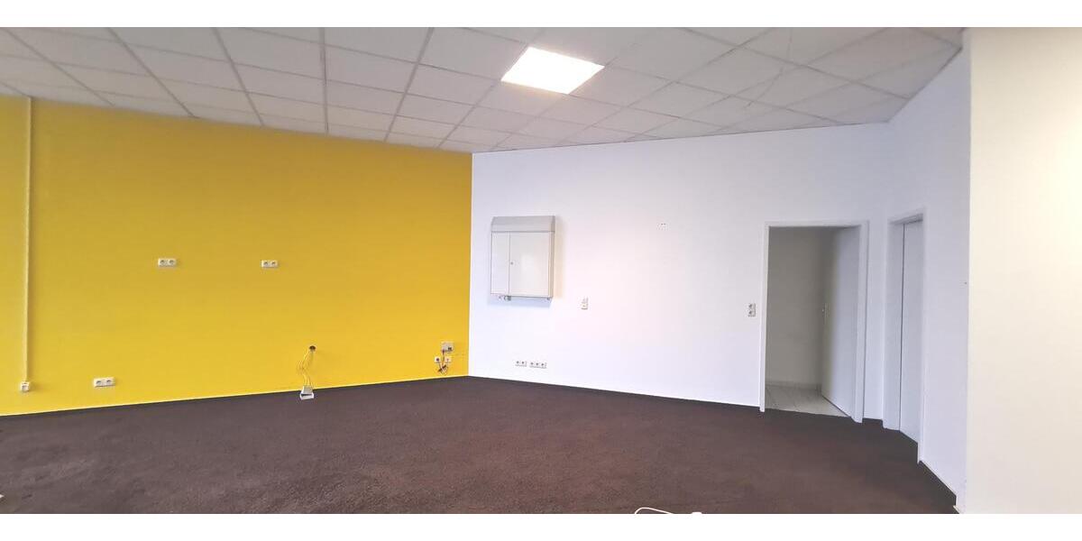 Zentral gelegene Laden-, Büro- oder Praxisfläche in Hermsdorf - Gewerbeobjekt Hermsdorf | Angebot:27009487