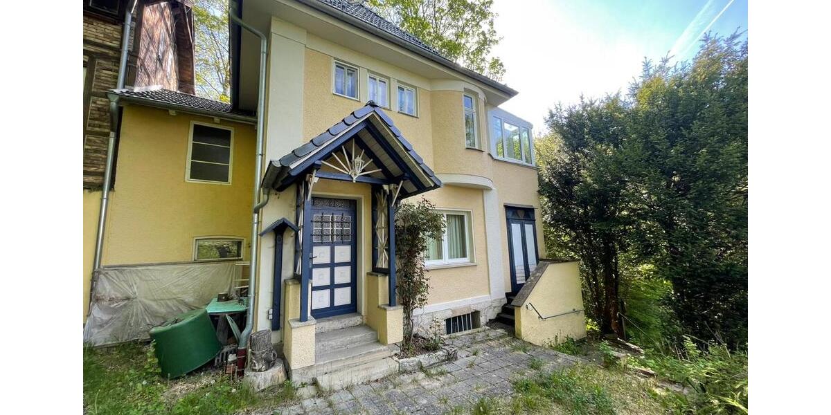 Villa Jena - 9 Zimmer, 220 m&sup2;, 1.200.000&euro; | Angebot:26763663