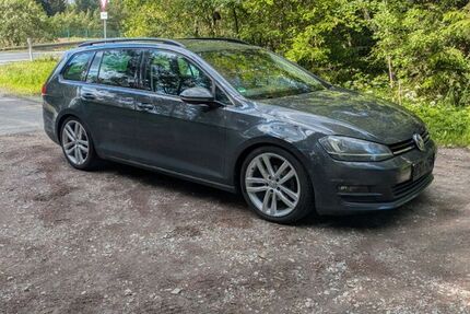 VW Golf 210.000 km 9.300 &euro; Bad Klosterlausnitz 07639