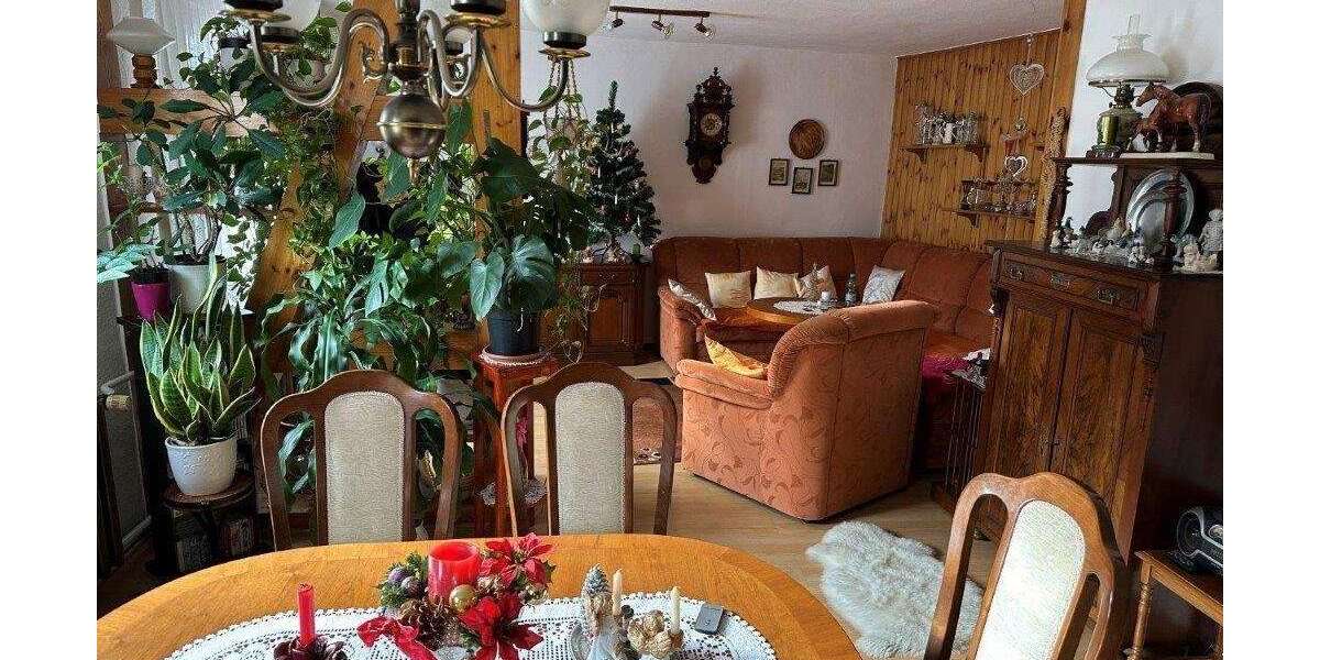Mediterraner 3- Seitenhof mit großer Scheune, 4 Garagen und großem Grundstück - Bauernhaus, Landhaus Pößneck | Angebot:26748116