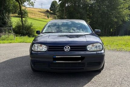 VW Golf 241.600 km 799 &euro; Eineborn 07646