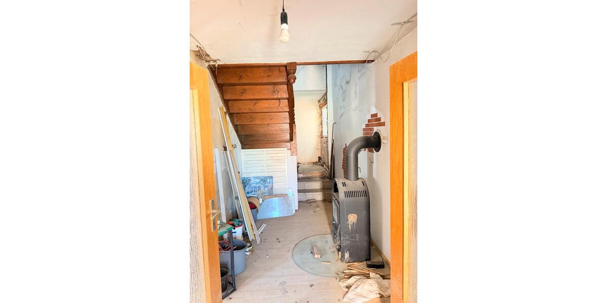 Einfamilienhaus Naumburg (Saale) - 4 Zimmer, 90 m&sup2;, 38.000&euro; | Angebot:27218934