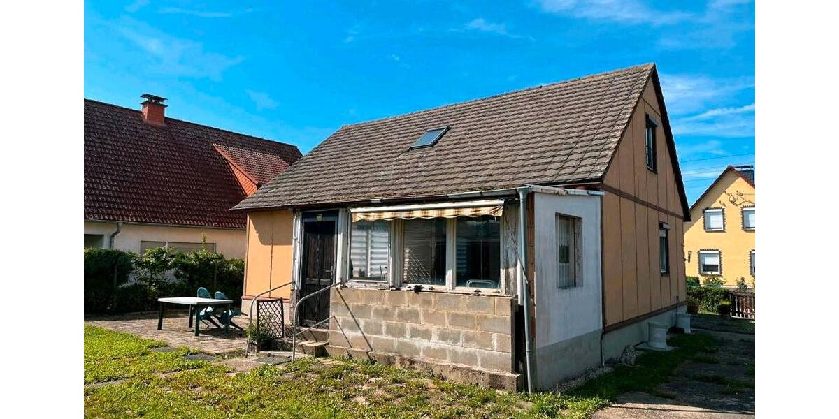 Einfamilienhaus Dornburg-Camburg Camburg - 5 Zimmer, 180 m&sup2;, 120.000&euro; | Angebot:27127873