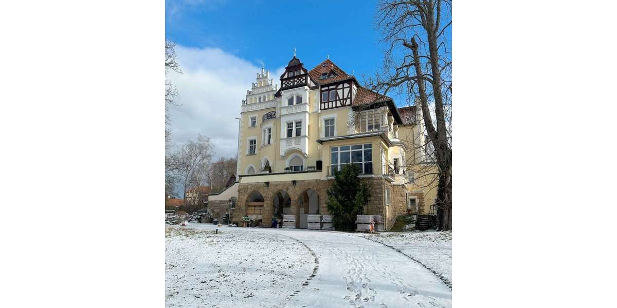 Etagenwohnung Pößneck - 2 Zimmer, 68 m&sup2;, 440&euro; | Angebot:25526003