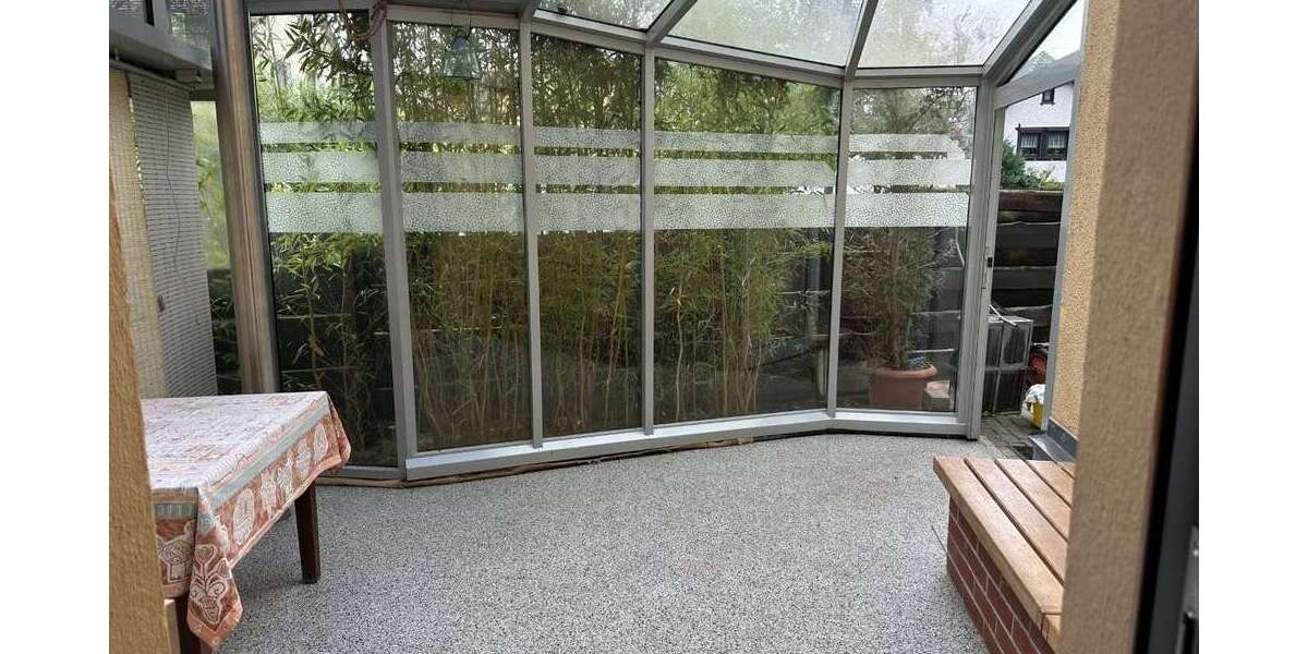Sofort beziehbares Einfamilienhaus mit Wintergarten in Schöner Wohnlage - Einfamilienhaus Oppurg | Angebot:27301721
