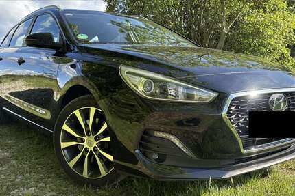 Hyundai i30 92.500 km 11.500 &euro; Jena, Stadt 07743