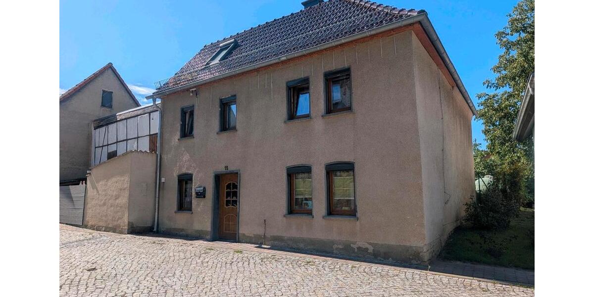Einfamilienhaus Am Ettersberg - 6 Zimmer, 130 m&sup2;, 125.000&euro; | Angebot:27415835