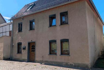Haus Am Ettersberg - 6 Zimmer, 130 m&sup2;, 125.000&euro; | Angebot:27415835