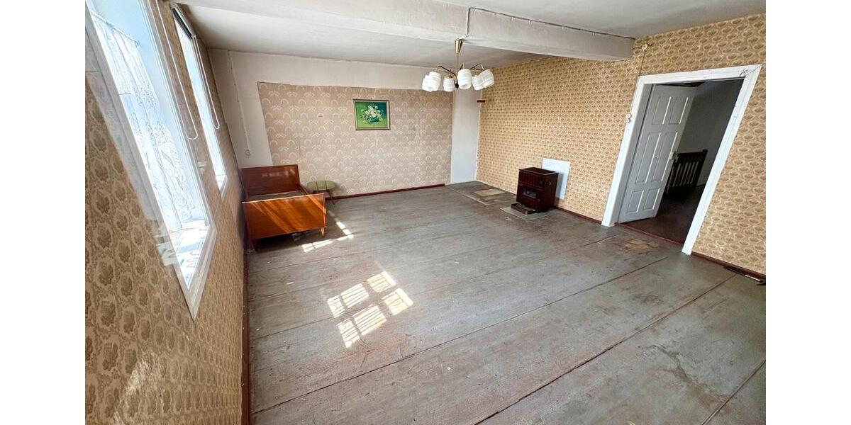 Bauernhaus, Landhaus Apolda - 8 Zimmer, 148 m&sup2;, 225.000&euro; | Angebot:27244739