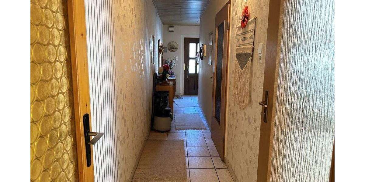 Massives Einfamilienreihenhaus - Reihenhaus Pößneck | Angebot:27223156