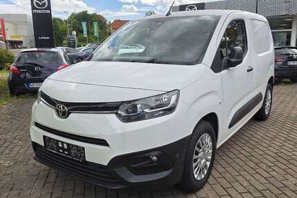Toyota Proace 212.000 km 9.489 &euro; Weimar-Süßenborn 99425
