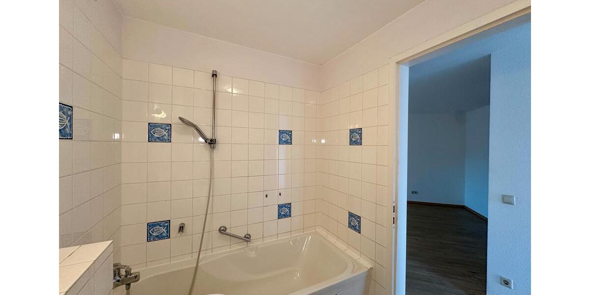 Etagenwohnung Naumburg (Saale) - 2 Zimmer, 61 m&sup2;, 425&euro; | Angebot:26445685