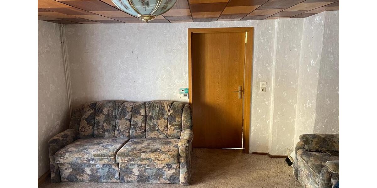 Reihenhaus Osterfeld - 6 Zimmer, 123 m&sup2;, 45.000&euro; | Angebot:17980768