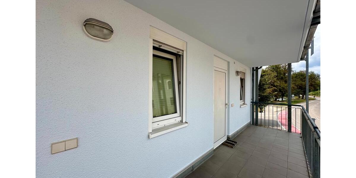 Etagenwohnung Naumburg (Saale) - 2 Zimmer, 61 m&sup2;, 425&euro; | Angebot:26445685