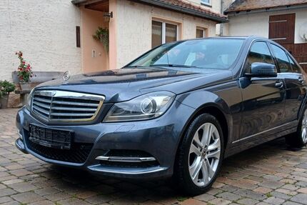 Mercedes-Benz C 220 300.600 km 8.900 &euro; Freienorla 07768