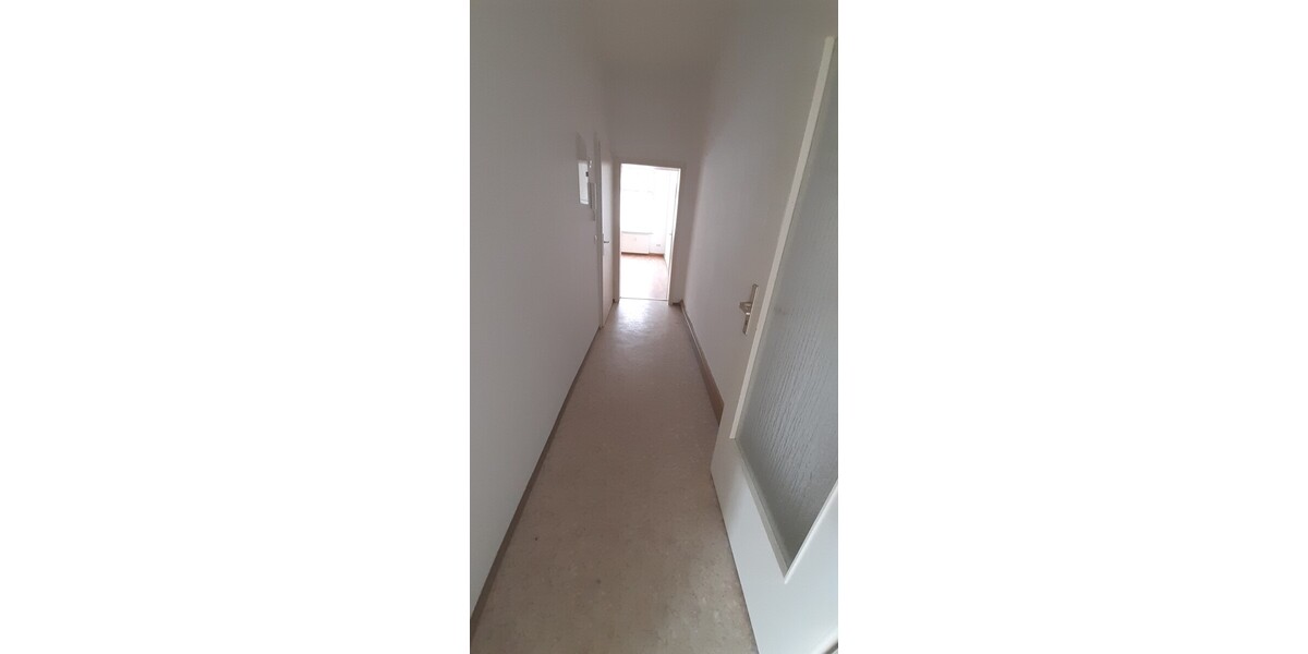 WG-Wohnung mit 4-Zimmern, 3.OG mit 2 Bädern in ruhigem und zentralem Wohnviertel von Gera - Etagenwohnung Jena Burgau | Angebot:14517905