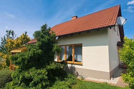 Haus Bürgel - 4 Zimmer, 120 m&sup2;, 390.000&euro; | Angebot:27163760
