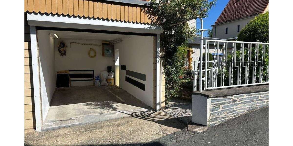 Massives Einfamilienreihenhaus - Reihenhaus Pößneck | Angebot:27223156