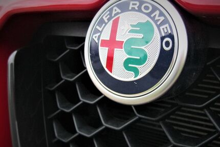 Alfa Romeo Stelvio 5.700 km 47.900 &euro; Neustadt/Orla 07806