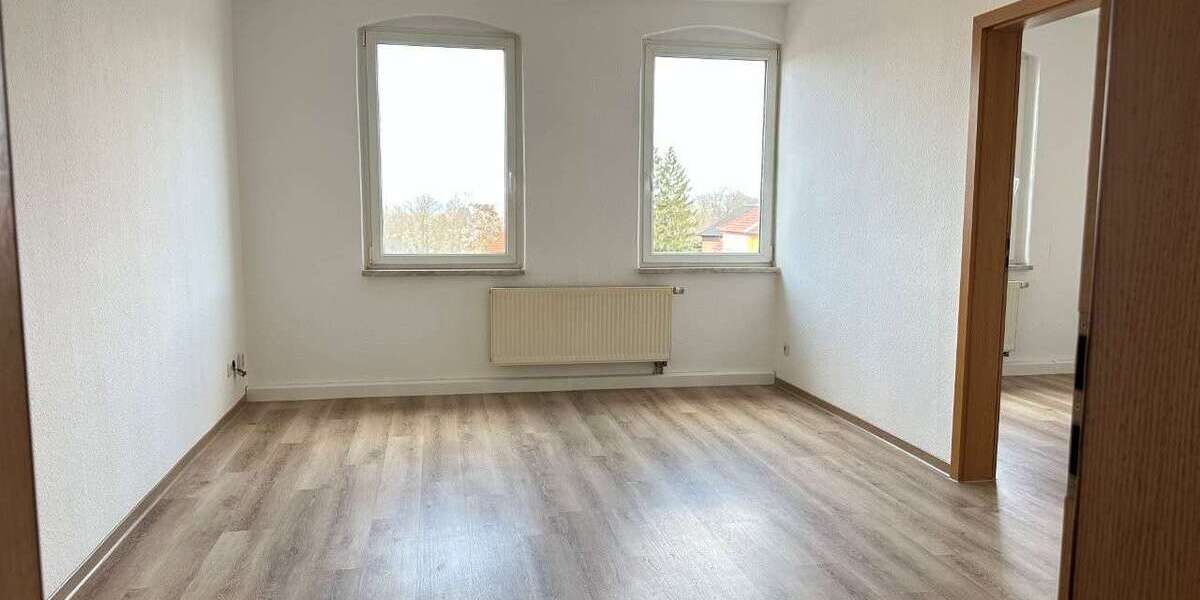 7-Familienhaus mit hoher Mietrendite - Mehrfamilienhaus, Wohnhaus Pößneck | Angebot:25999011