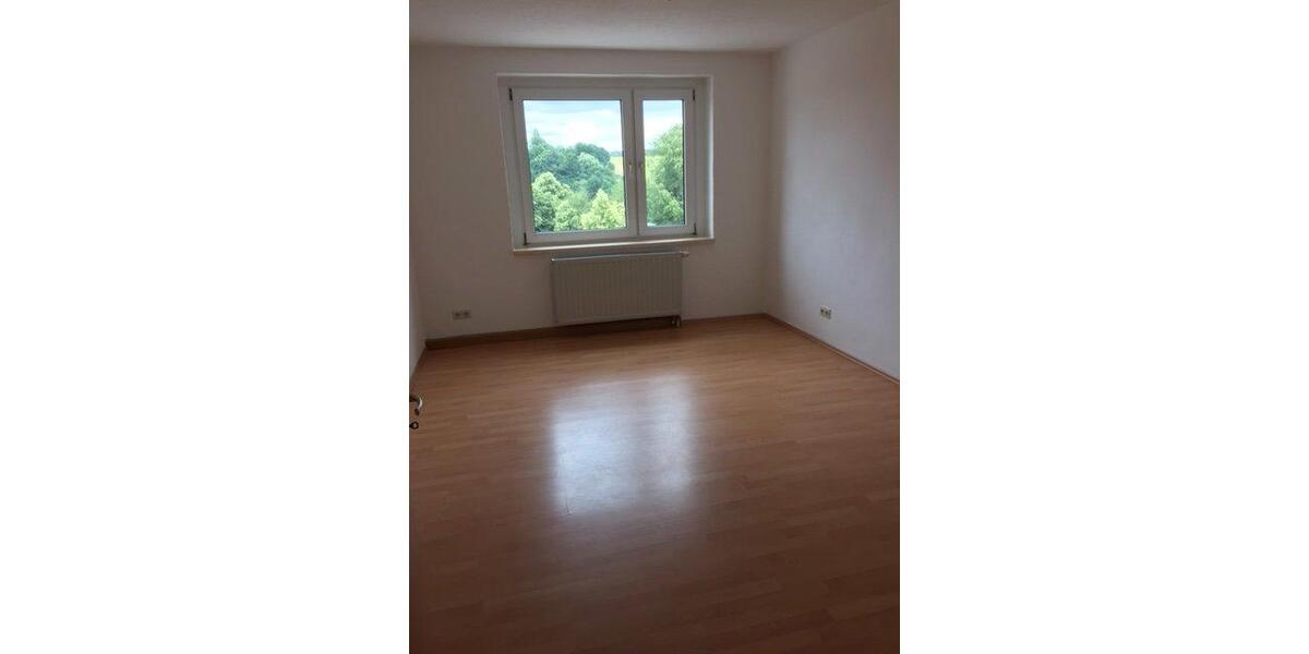 Etagenwohnung Münchenbernsdorf - 3 Zimmer, 59 m&sup2;, 308&euro; | Angebot:23552217