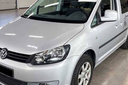 VW Caddy 124.400 km 15.900 &euro; Eisenberg 07607