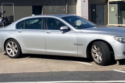 BMW 750 248.000 km 6.500 &euro; Weimar 99425